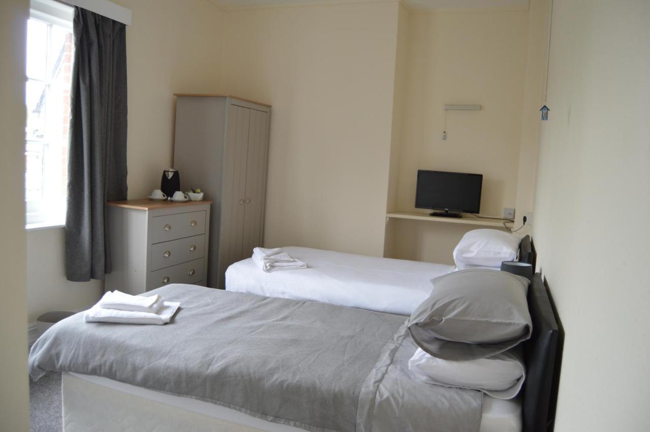 Hotel The Rose & Crown Bulford Zewnętrze zdjęcie